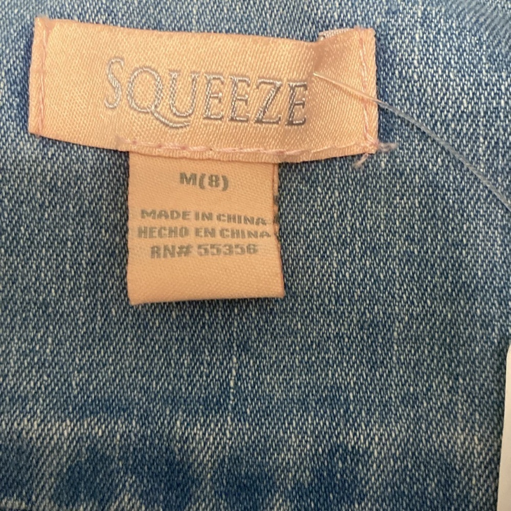 Size Medium (8) brand Squeeze NWT very cute - Picture 2 of 5